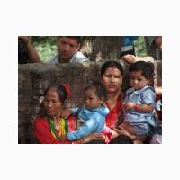 00024-nepal-teej-vrouwen-kinderen.JPG