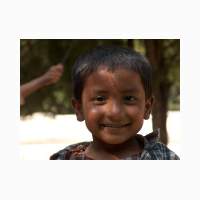 00779-nepal-jongetje-in-park.jpg